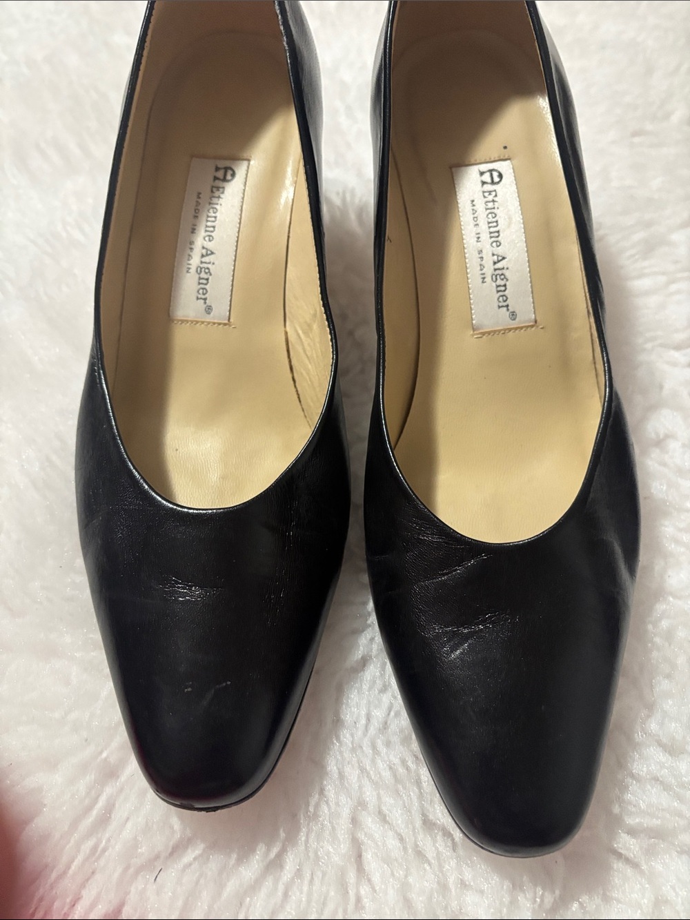 Etienne Aigner Black Leather Pointed-Toe Pumps - Picture 7 of 7